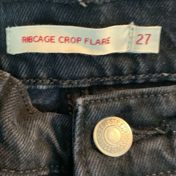 Levi's Button Fly Ribcage Crop Flare Jeans Women's Raw hem High Rise Black Sz 27 - Picture 3 of 13
